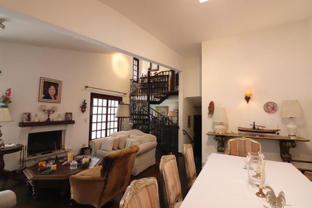 Sala de casa à venda com 3 quartos, 240m² em Conjunto Habitacional Trevo, São Bernardo do Campo