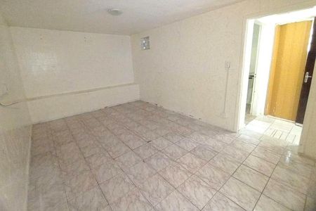 Casa à venda com 279m², 5 quartos e 2 vagas