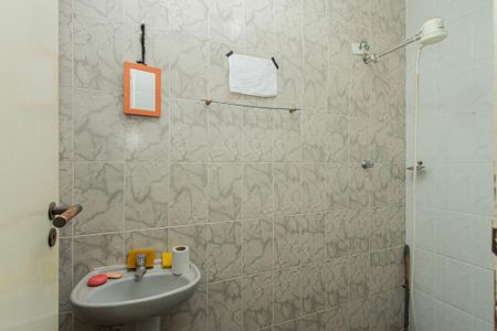 Casa para alugar com 245m², 5 quartos e 6 vagasBanheiro Suíte 2