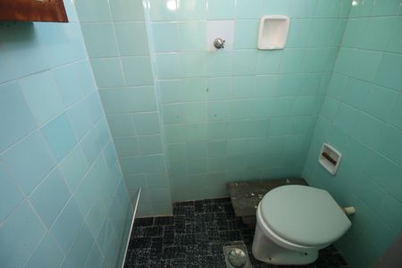 Apartamento para alugar com 64m², 2 quartos e 1 vagaBanheiro de serviço