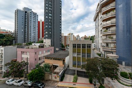 Apartamento à venda com 120m², 3 quartos e 2 vagasSuíte
