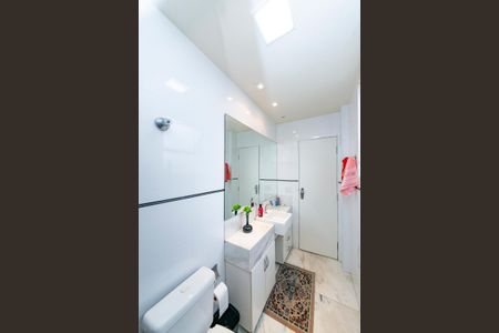 Apartamento à venda com 120m², 3 quartos e 2 vagasBanheiro da Suíte