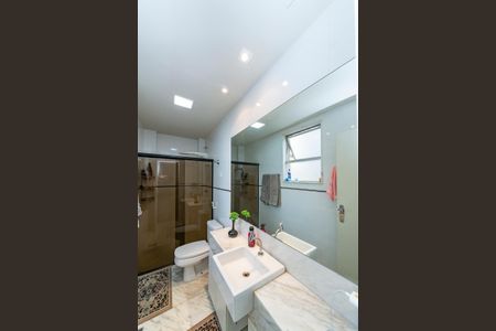 Apartamento à venda com 120m², 3 quartos e 2 vagasBanheiro da Suíte