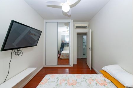 Apartamento à venda com 120m², 3 quartos e 2 vagasQuarto 1