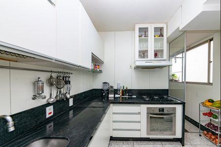 Apartamento à venda com 120m², 3 quartos e 2 vagasCozinha