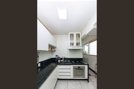 Apartamento à venda com 120m², 3 quartos e 2 vagasCozinha