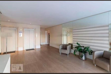 Apartamento para alugar com 32m², 1 quarto e 1 vagaÁrea comum