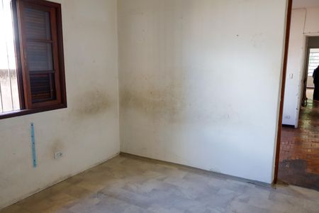Casa à venda com 280m², 4 quartos e 2 vagasQuarto 2