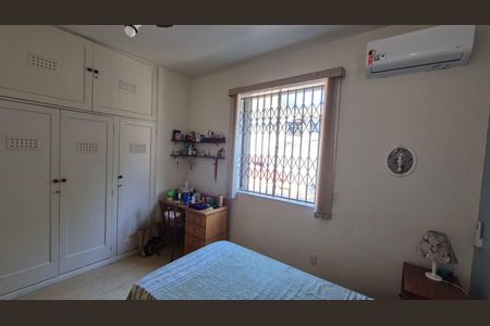 Casa à venda com 400m², 4 quartos e 5 vagasQuarto 2