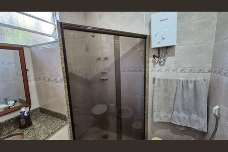 Casa à venda com 400m², 4 quartos e 5 vagasBanheiro 4