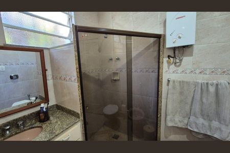 Casa à venda com 400m², 4 quartos e 5 vagasBanheiro 4