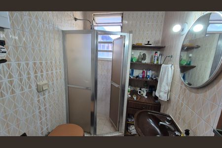 Casa à venda com 400m², 4 quartos e 5 vagasBanheiro 2