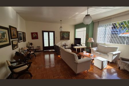 Casa à venda com 400m², 4 quartos e 5 vagasSala de Estar