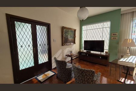 Casa à venda com 400m², 4 quartos e 5 vagasSala de Estar