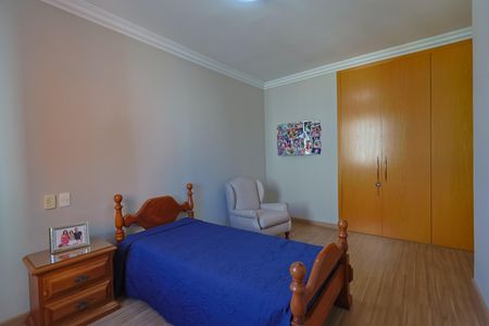 Apartamento à venda com 170m², 3 quartos e 2 vagas Apartamento à venda com 170m², 3 quartos e 2 vagasQuarto 2