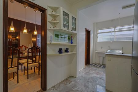 Apartamento à venda com 170m², 3 quartos e 2 vagas Apartamento à venda com 170m², 3 quartos e 2 vagasCozinha