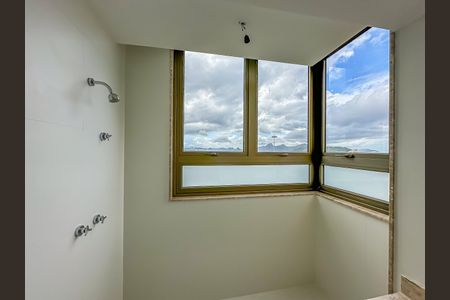 Apartamento à venda com 149m², 3 quartos e 1 vagaVistaBanheiro/Suite 1