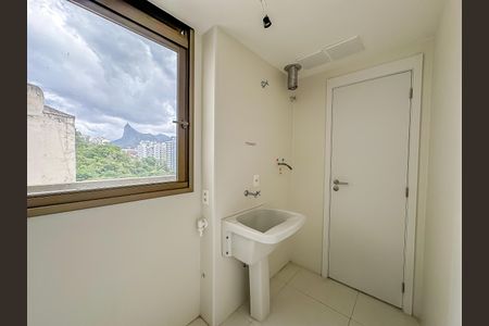 Apartamento à venda com 148m², 3 quartos e 1 vagaÁrea de Serviço