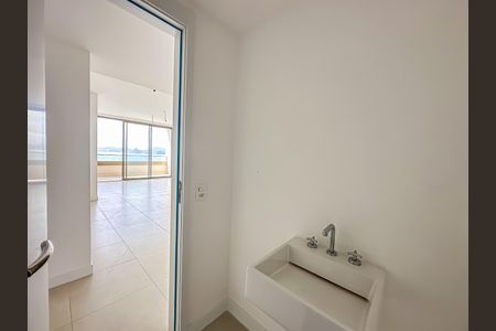 Apartamento à venda com 148m², 3 quartos e 1 vagaLavabo