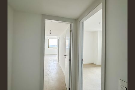 Apartamento à venda com 180m², 3 quartos e 1 vagaCorredor
