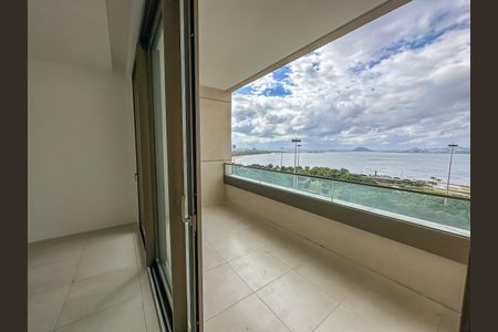 Apartamento à venda com 180m², 3 quartos e 1 vagaSacada