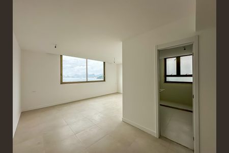 Apartamento à venda com 180m², 3 quartos e 1 vagaSuíte 1