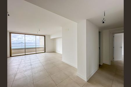 Apartamento à venda com 180m², 3 quartos e 1 vagaSala