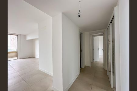 Apartamento à venda com 180m², 3 quartos e 1 vagaSala
