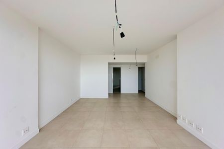 Apartamento à venda com 147m², 3 quartos e 1 vaga Apartamento à venda com 147m², 3 quartos e 1 vagaSala