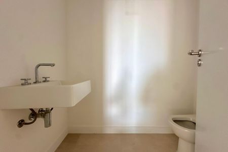 Apartamento à venda com 147m², 3 quartos e 1 vaga Apartamento à venda com 147m², 3 quartos e 1 vagaLavabo