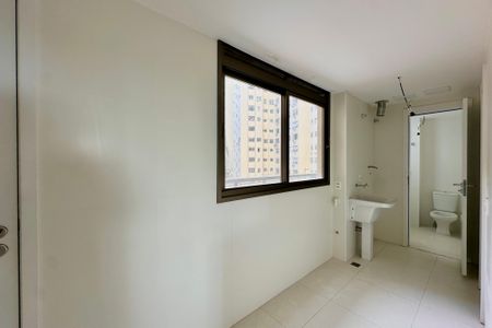 Apartamento à venda com 147m², 3 quartos e 1 vaga Apartamento à venda com 147m², 3 quartos e 1 vagaÁrea de Serviço