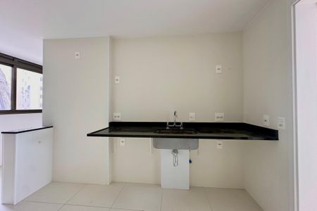 Apartamento à venda com 147m², 3 quartos e 1 vaga Apartamento à venda com 147m², 3 quartos e 1 vagaCozinha