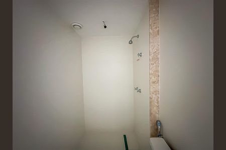 Apartamento à venda com 147m², 3 quartos e 1 vagaBanheiro da Suíte 2