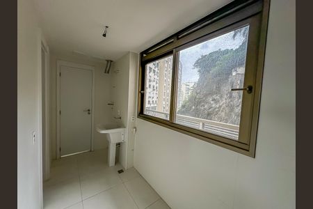 Apartamento à venda com 147m², 3 quartos e 1 vagaÁrea de Serviço