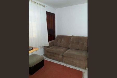 Casa à venda com 230m², 2 quartos e 2 vagasSala