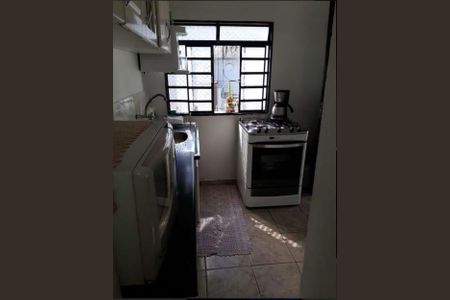 Casa à venda com 230m², 2 quartos e 2 vagasCozinha