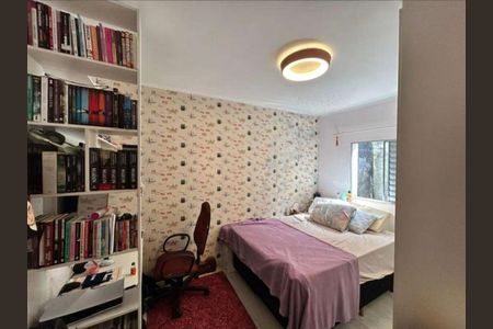 Casa à venda com 120m², 2 quartos e 2 vagas Casa à venda com 120m², 2 quartos e 2 vagasQuarto