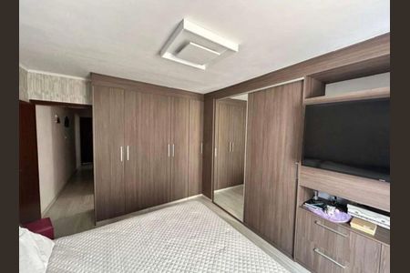 Casa à venda com 120m², 2 quartos e 2 vagas Casa à venda com 120m², 2 quartos e 2 vagasQuarto