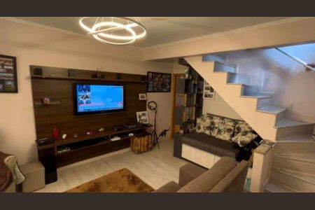 Casa à venda com 120m², 2 quartos e 2 vagas Casa à venda com 120m², 2 quartos e 2 vagasSala