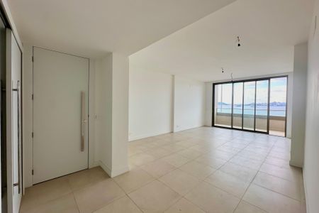 Apartamento à venda com 147m², 3 quartos e 1 vagaSala