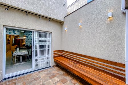 Casa à venda com 200m², 3 quartos e 1 vagaÁrea externa