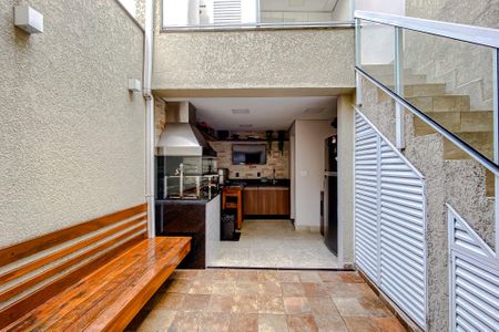 Casa à venda com 200m², 3 quartos e 1 vagaÁrea externa