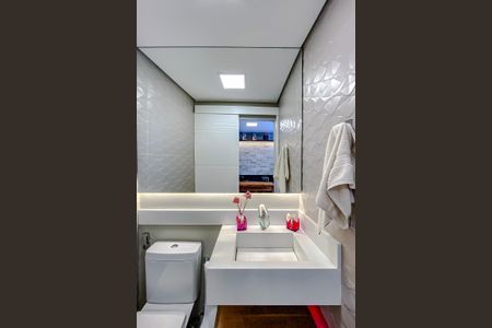 Casa à venda com 200m², 3 quartos e 1 vagaLavabo