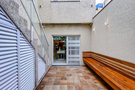 Casa à venda com 200m², 3 quartos e 1 vagaÁrea externa