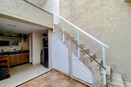 Casa à venda com 200m², 3 quartos e 1 vagaÁrea externa