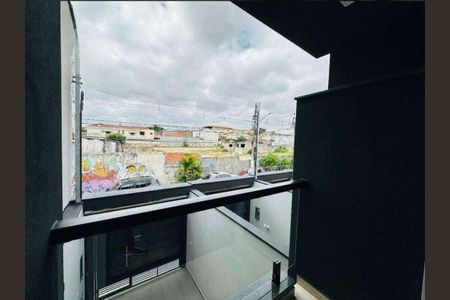 Casa à venda com 250m², 2 quartos e 2 vagasVaranda