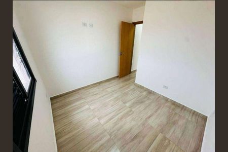 Casa à venda com 250m², 2 quartos e 2 vagasQuarto
