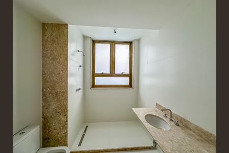 Apartamento à venda com 181m², 3 quartos e 1 vagaBanheiro Social