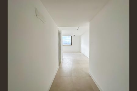 Apartamento à venda com 181m², 3 quartos e 1 vagaCorredor