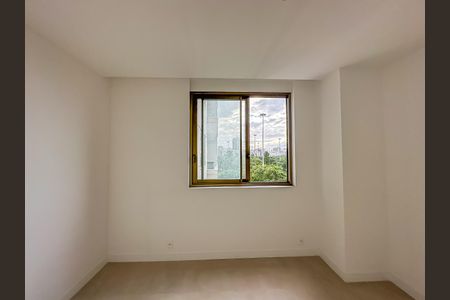Apartamento à venda com 181m², 3 quartos e 1 vagaQuarto 3